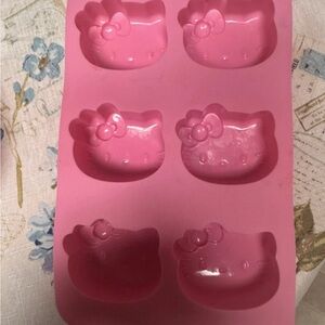 Hello Kitty Pink Silicone Baking Mold